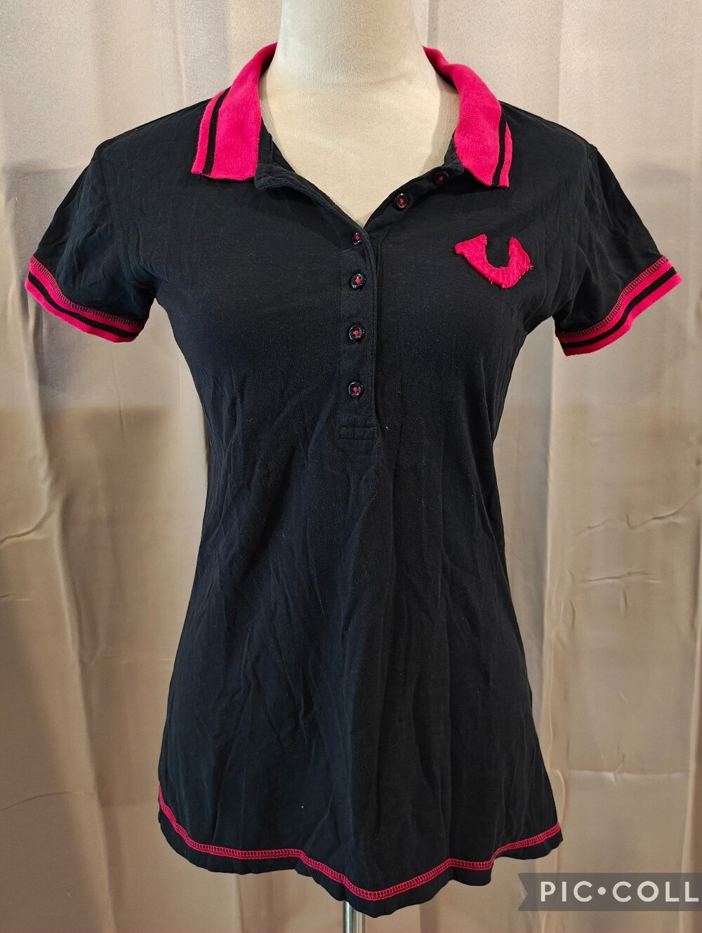 🔥Y2K True Religion Hot Pink & Black Polo Shirt🔥
